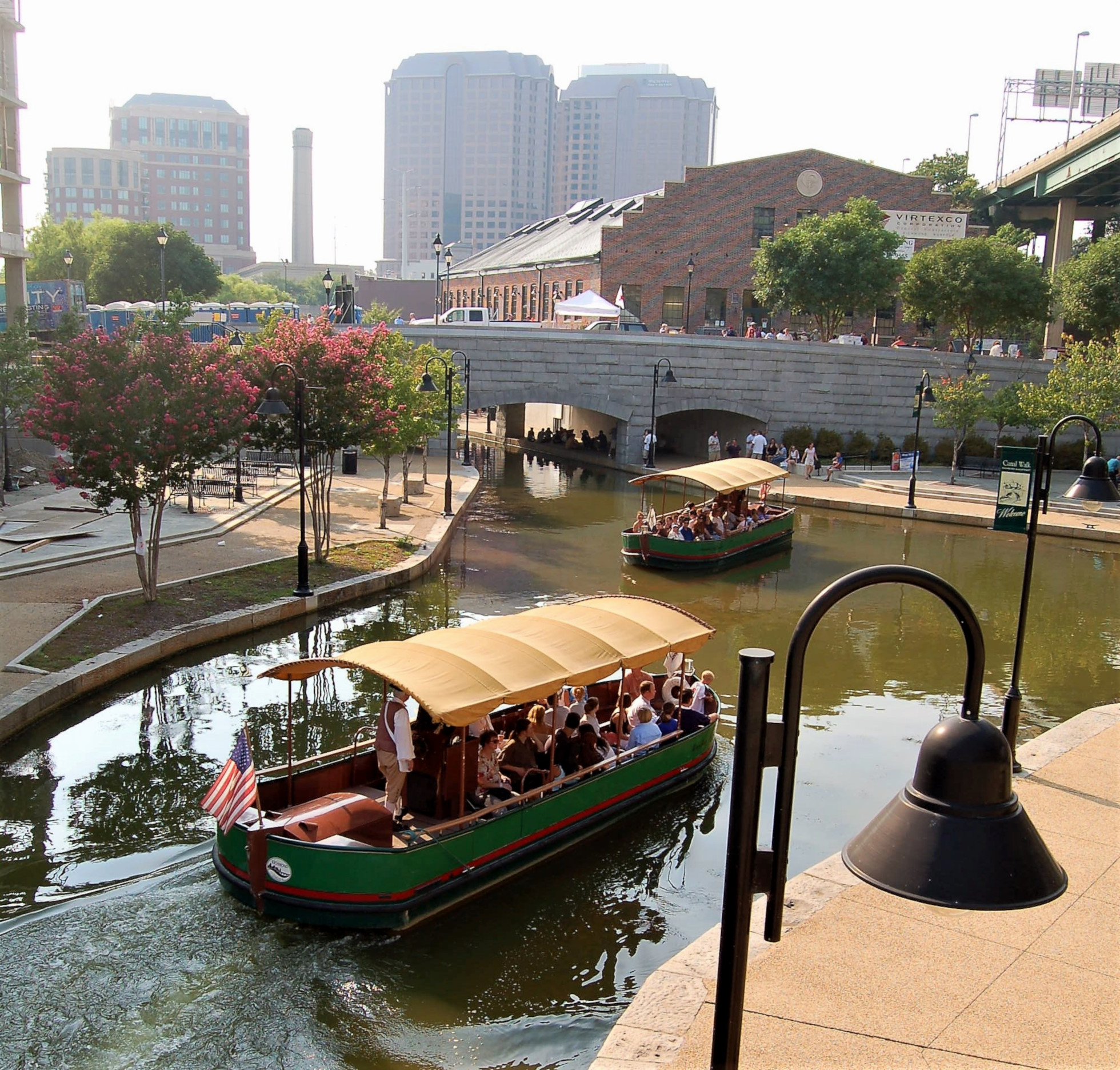From Cobblestones to Canal Boats: The Ultimate Colonial-Inspired Date Night